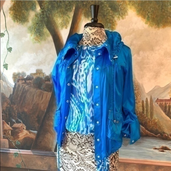 ✨💙Blue Satin Cache Bomber Jacket✨XS✨NWOT✨ - Picture 6 of 8